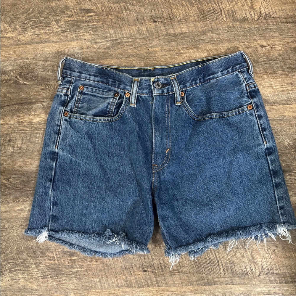 Levi's Blue Denim Jean shorts- 505 - waist is 32 - hips 40 - relaxed fit